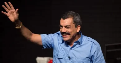 Ator e diretor Alexandre Lino trará sua peça ” O Porteiro” a Cardoso Moreira