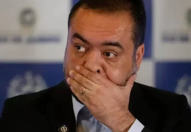 Castro aposta em brecha para manter candidatura mesmo em caso de condenação