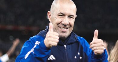 Flamengo acerta a contratação de Leonardo Jardim