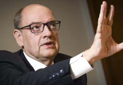 Governador interino exonera mais 94 pessoas totalizando 638