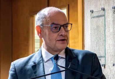 Ricardo Couto, governador interino do RJ, afirma que estado “saiu do vermelho”
