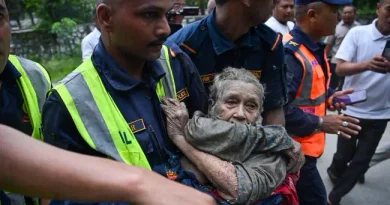 Avalanche de lama na fronteira do Nepal com o Tibete deixa 98 mortos e centenas de desaparecidos