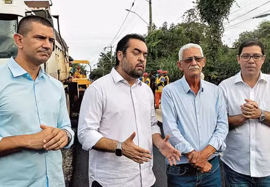 Reportagem revela relação milionária entre obras públicas e aliados de Douglas Ruas