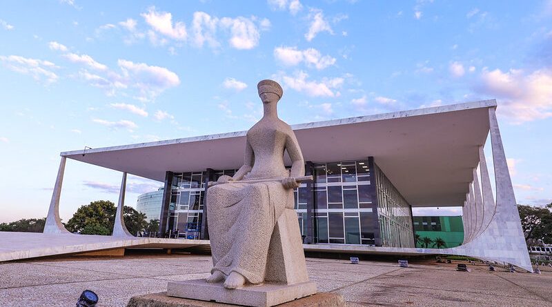 Julgamento histórico no STF pode transformar Alexandre de Moraes no primeiro membro da Corte investigado da história