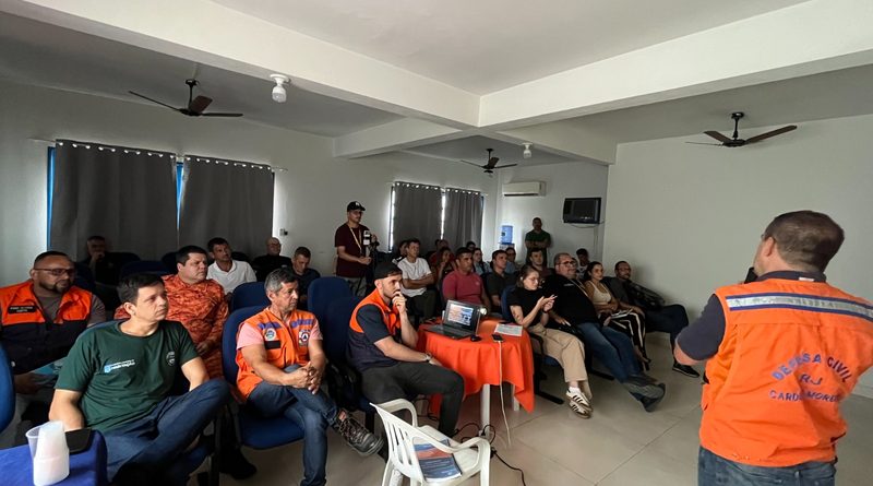 Defesa Civil realiza reunião sobre plano de enfrentamento do super El Niño
