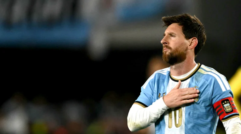 Messi chora, comanda Argentina e se despede com vitória, gol e assistências