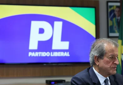 PL, partido de Flávio Bolsonaro, reconhece resultado da eleição PL, partido de Flávio Bolsonaro, reconhece resultado da eleição
