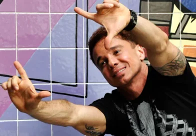 Morre Netinho, um dos principais cantores do axé music